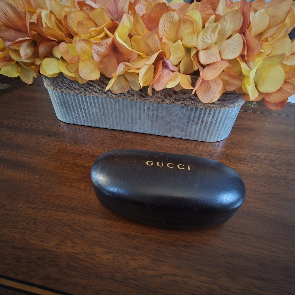 Gucci Black Oversized Sunglasses + Case (Authentic)